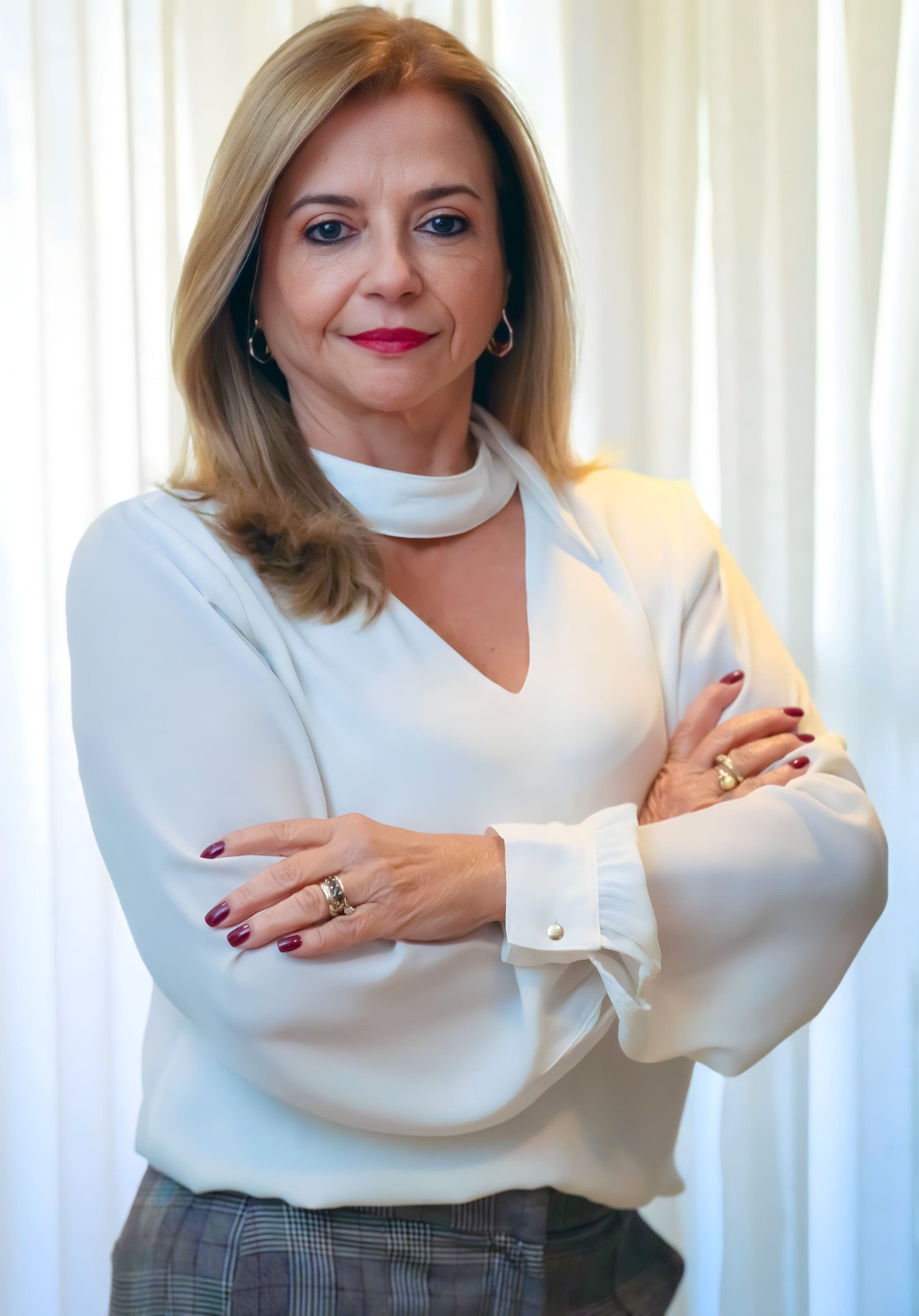 Retrato profissional da psicóloga clínica e psicanalista Marli Coelho